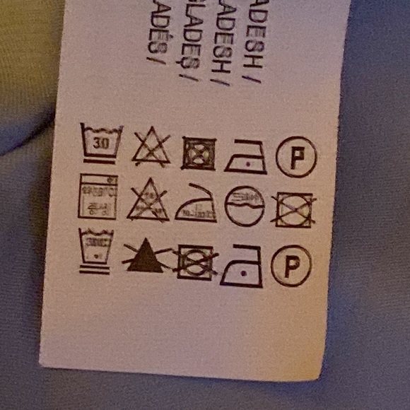 NWT. Bershka Light Blue Satin Effect Tailored Blazer. Size M. - Picture 9 of 9